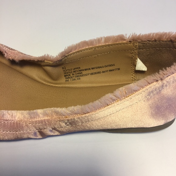 Mossimo ONO Pink Satin Ballet Flats w/ Fringe - Picture 5 of 8